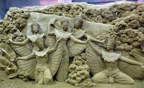 Susanne Ruseler y sus magníficas esculturas de arena (Por Iohanna Küppers)